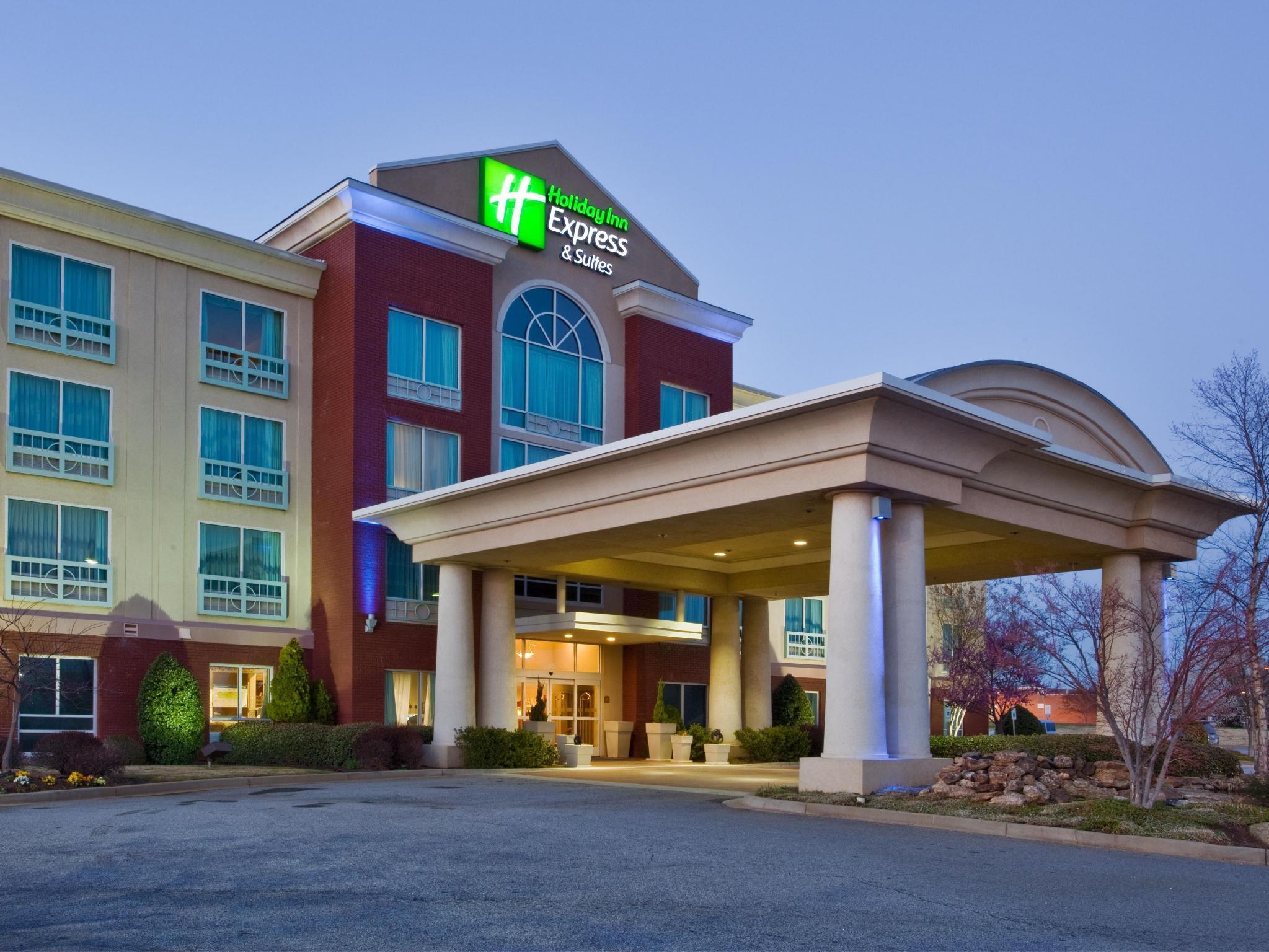 Holiday Inn Express & Suites I-26 & Us 29 At Westgate Mall By Ihg Spartanburg Extérieur photo